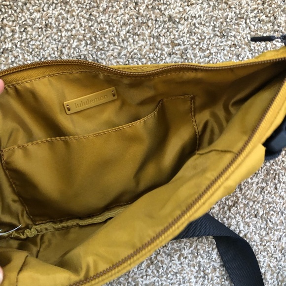 Lululemon Belt Crossbody - Picture 2 of 4